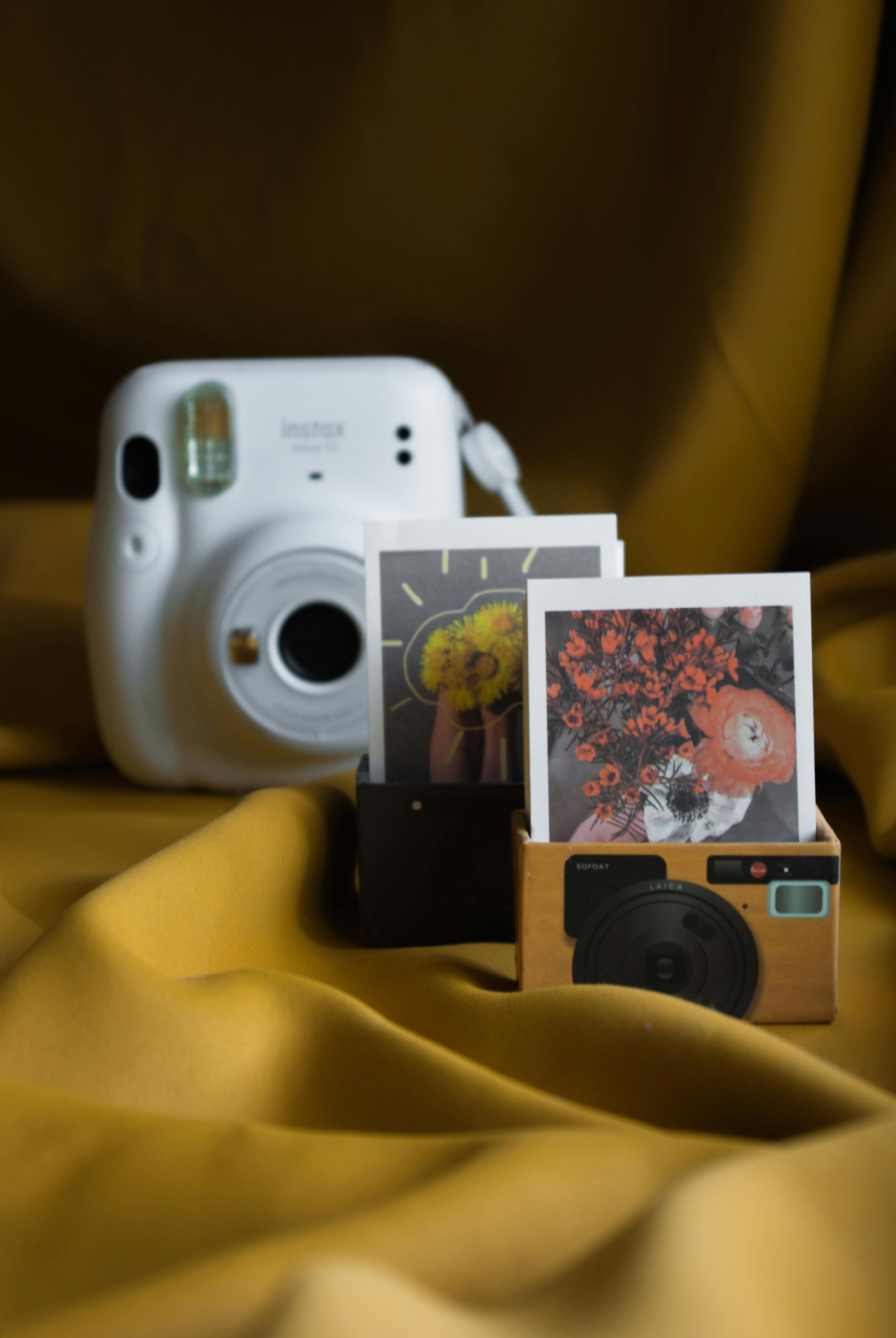 Instax