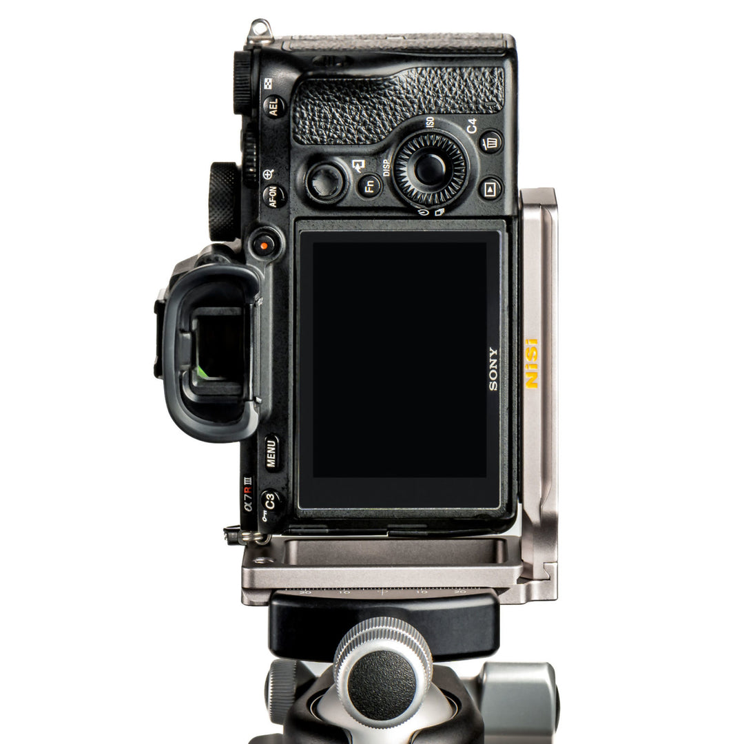 NiSi PRO NLP-S Adjustable L Bracket (Tripod mount point at the front of the camera base)