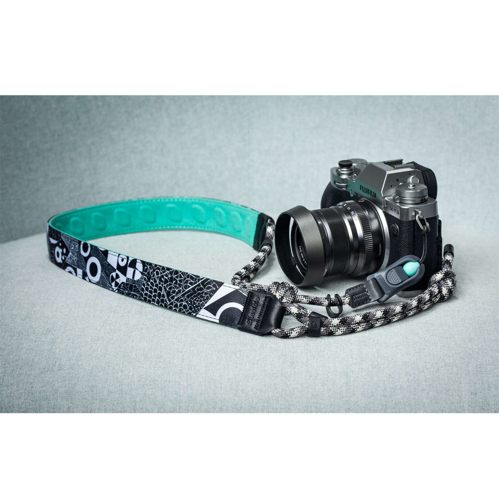 Leofoto L-CS-206 Camera Strap – Black and White
