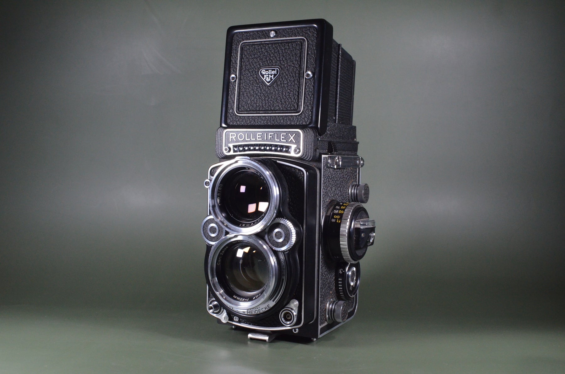 Rolleiflex Planar 80Mm Twin-Lens Reflex Camera CameraClix