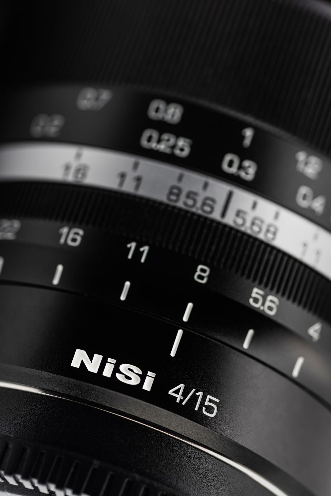 NiSi 15mm f/4 Sunstar Super Wide Angle Full Frame ASPH Lens (Leica L Mount)