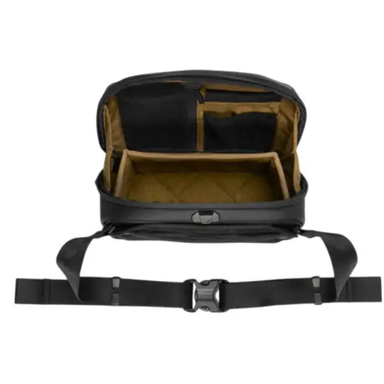 Nomatic McKinnon Camera Sling 5L - Black