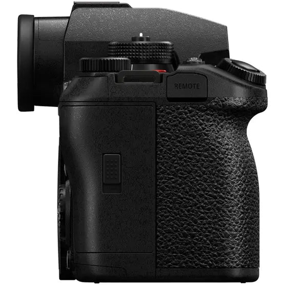 Panasonic Lumix S1R Mark II w/ S 24-105mm f/4 O.I.S Lens Compact System Camera