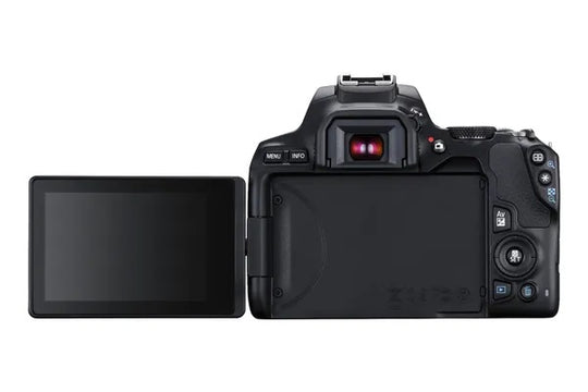 Canon EOS 200D II w/ 18-55mm f/4-5.6 IS STM Lens