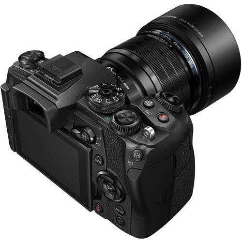 Olympus M.Zuiko PRO 45mm f/1.2 Black Lens