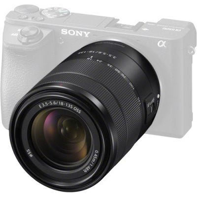 Sony E 18-135mm F3.5-5.6 OSS