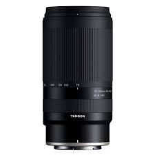 Tamron 70-300mm f/4.5-6.3 Di III RXD Lens - Sony FE