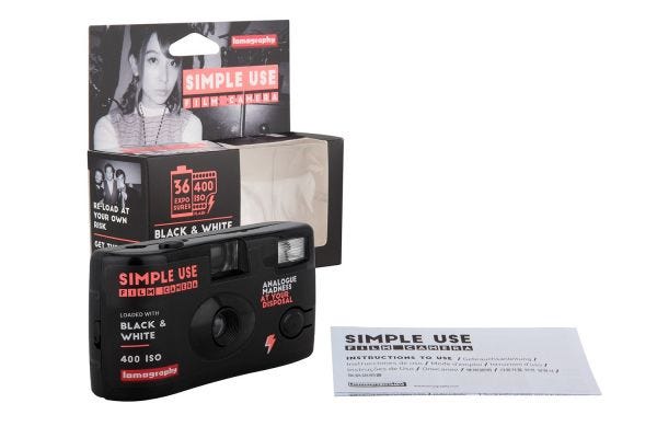 Lomography Simple Use 35mm Film Camera - Black & White Negative 400